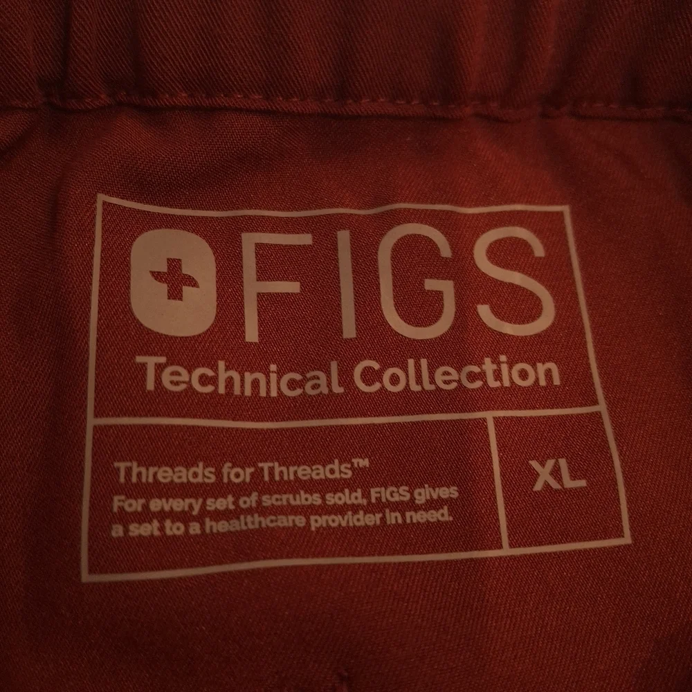Figs Burgundy Men's Pisco Basic Scrub Pants NWT